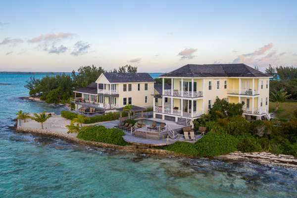 Crown Pigeon Island & Cays, Harbour Island, ELimage3